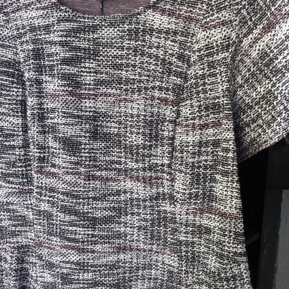 Office dress - Picture 5 of 5